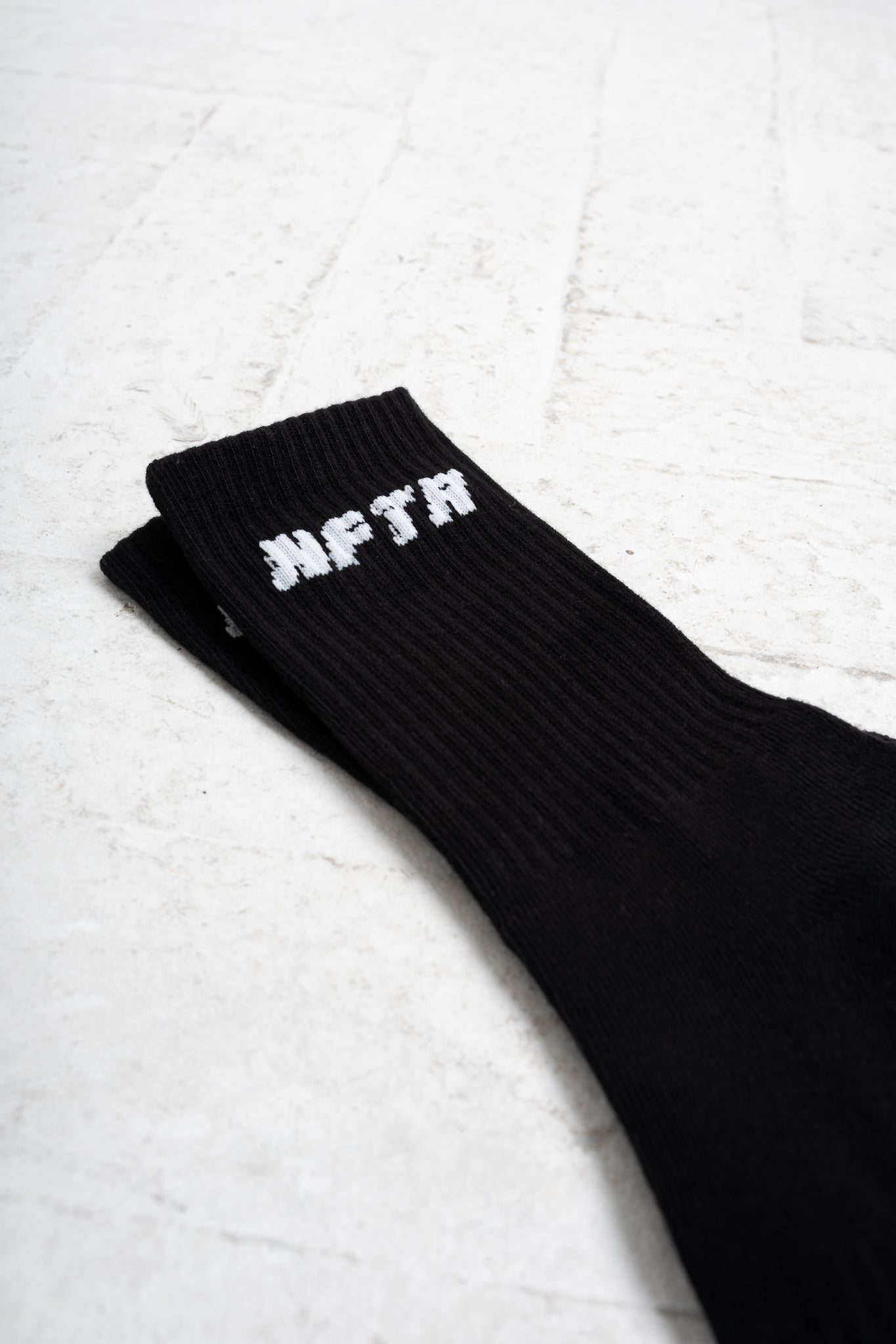 SOCKS - BLACK (2 PAIRS)