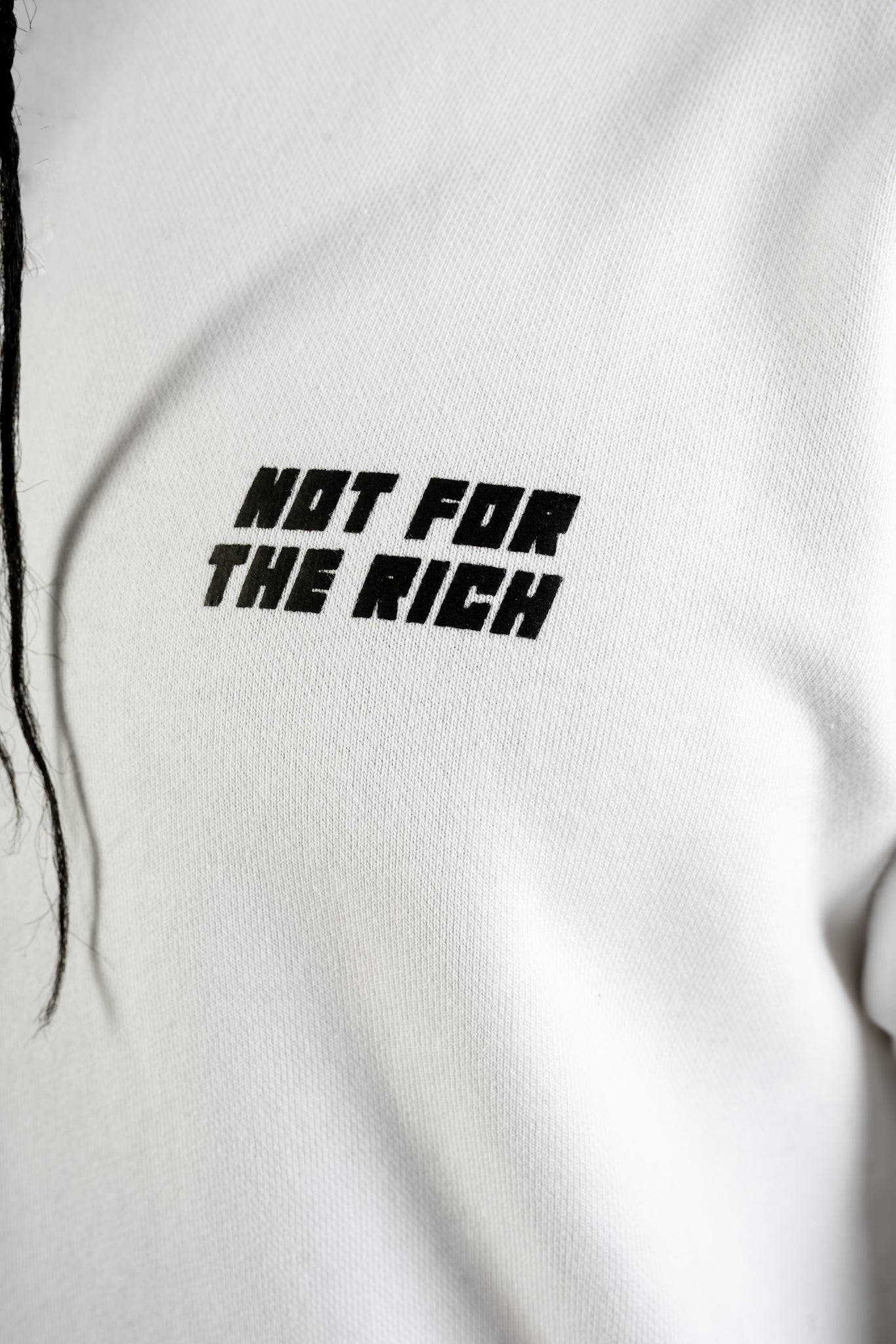 SCRIPT TEE