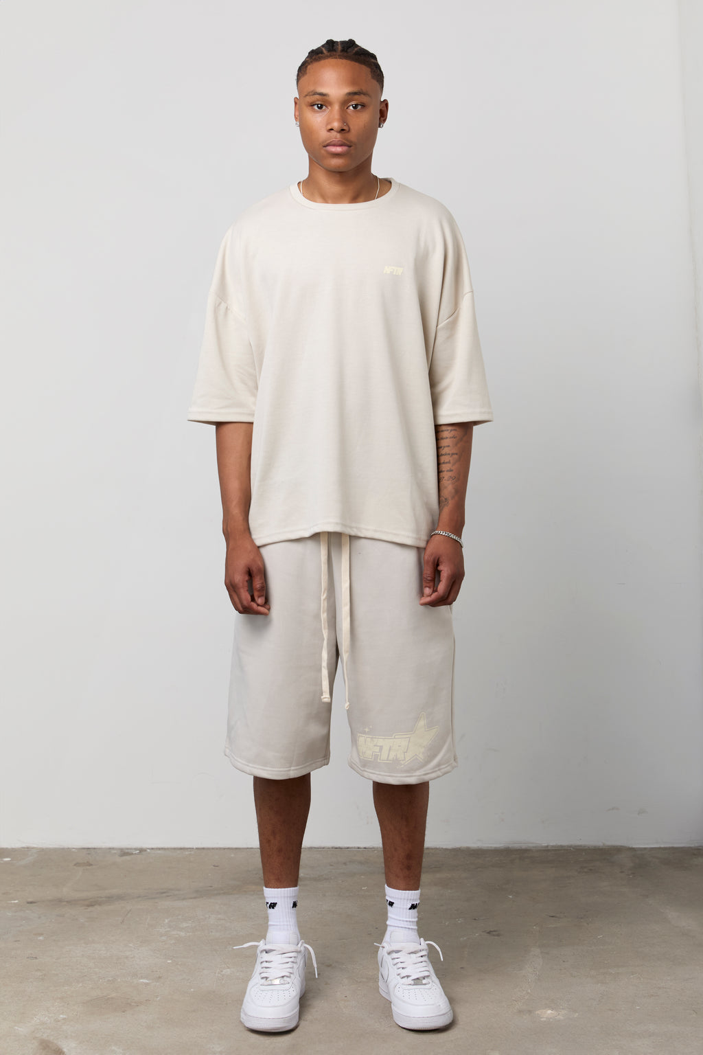 DREAMS TEE