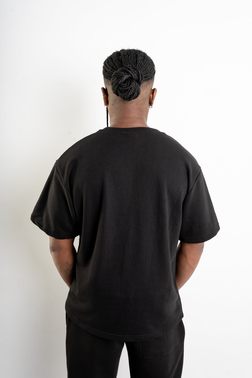 SIGNATURE TEE