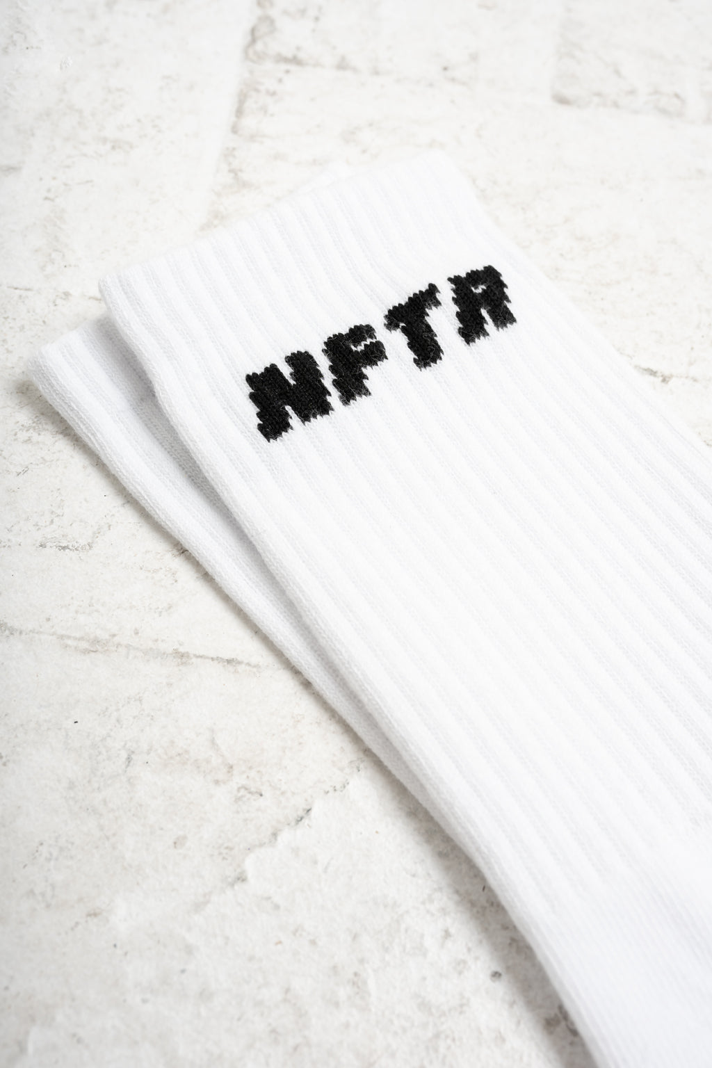 SOCKS - WHITE (2 PAIRS)