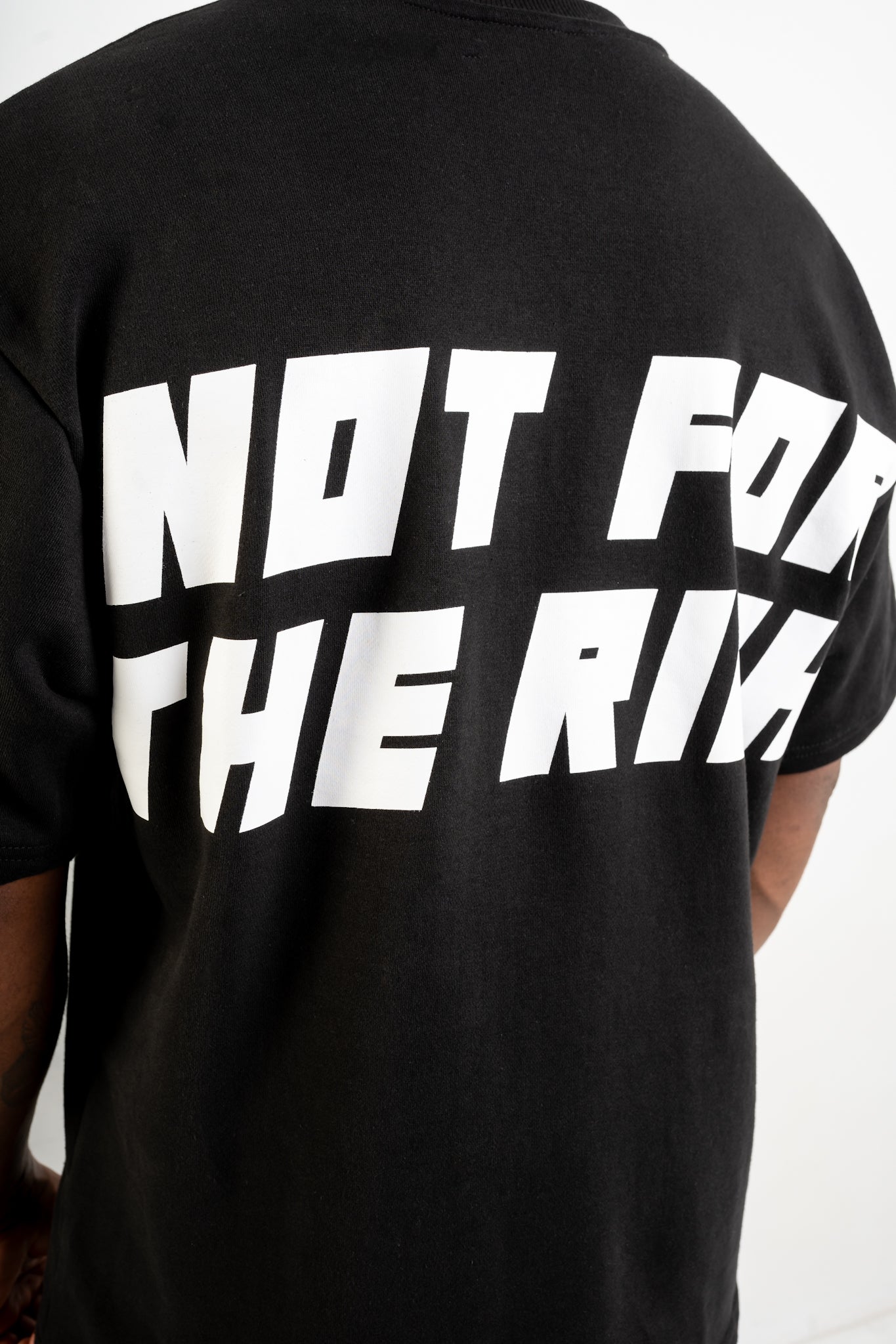 BASIC LARGE LOGO TEE
