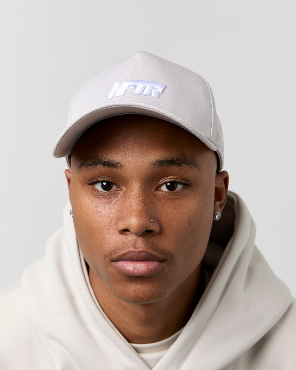SLOGAN GREY CAP